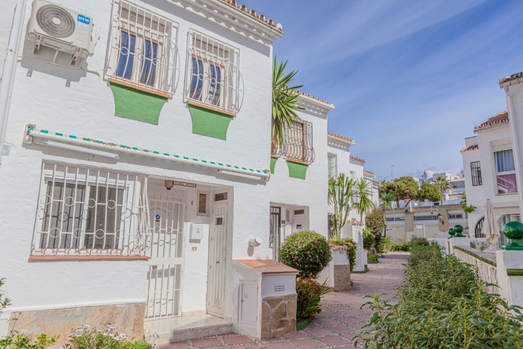 CASA NUTT-202